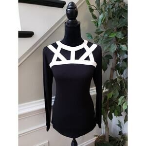 Women's INC Black & White Geometric Long Sleeve Top Size S Pullover Outdoor